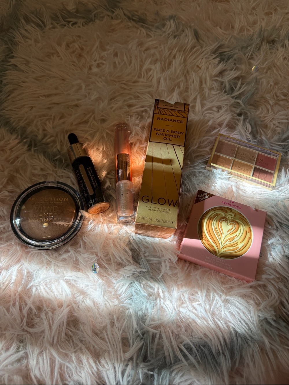 Revolution Radiance Glow Face & Body Shimmer Oil - Gold